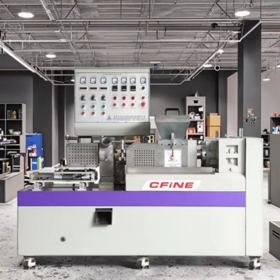Double Wrist Feeding Atmosphere Protection Granulator 11KW With Wind Conveys Cooling