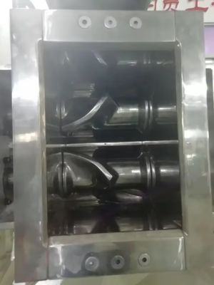 Custom 5L Combined Mixer Granulator Machine 7.5Kw Electric Heating Cooling